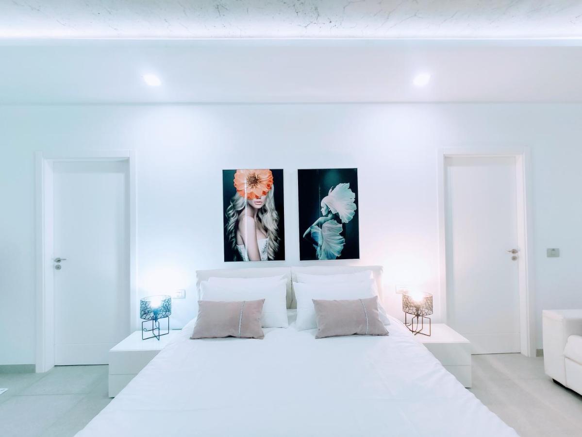 אדחה Elegante Y Moderna Villa Miami מראה חיצוני תמונה