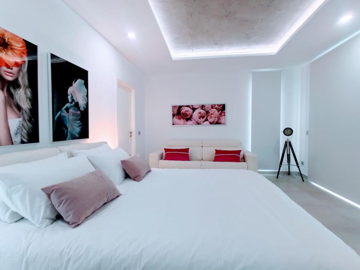 אדחה Elegante Y Moderna Villa Miami מראה חיצוני תמונה
