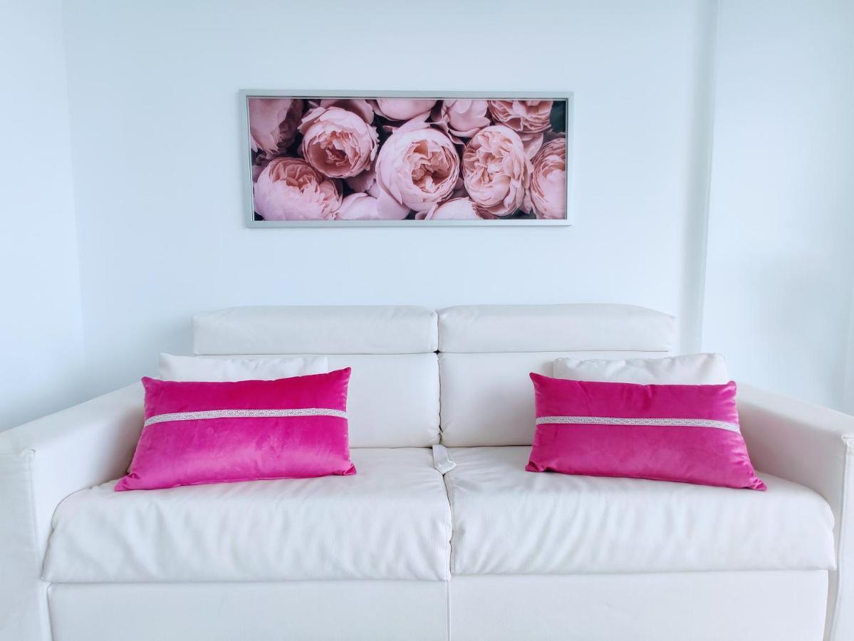 אדחה Elegante Y Moderna Villa Miami מראה חיצוני תמונה