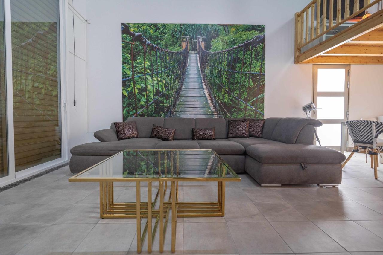 אדחה Elegante Y Moderna Villa Miami מראה חיצוני תמונה